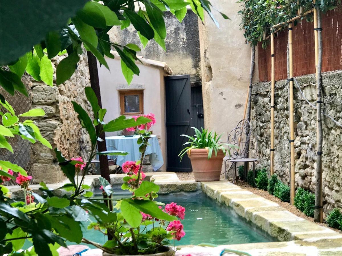 Chez Vous Apartment Uzès Екстериор снимка
